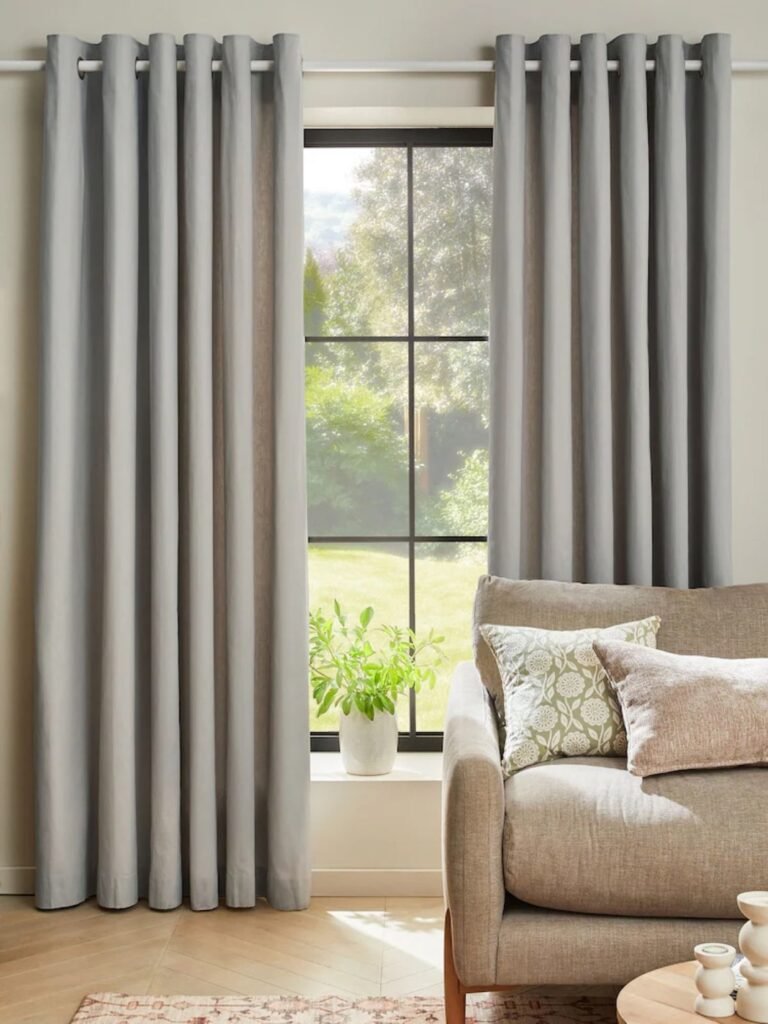 Curtains – ความเหมาะสมและคุณสมบัติของผ้าม่าน